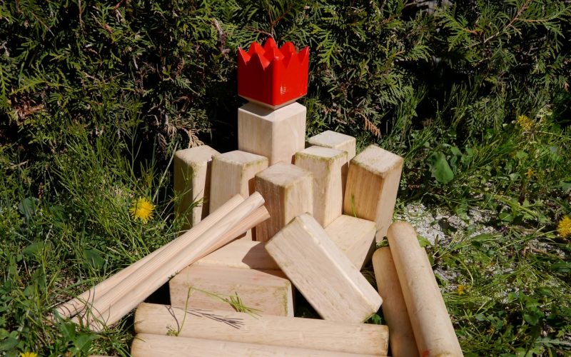Hur Man Bygger Sitt Egna Kubb Spel