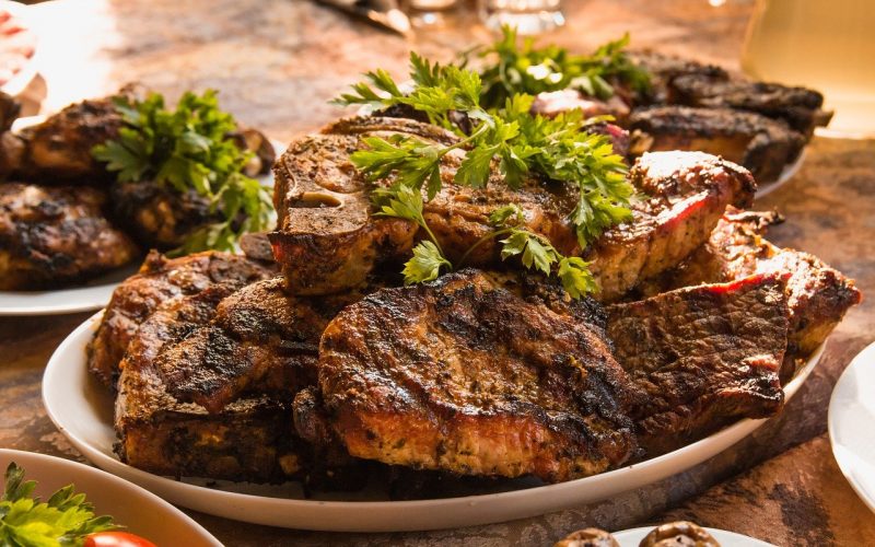 Hur man Röker Kött på Rätt Sätt – Bästa Tips