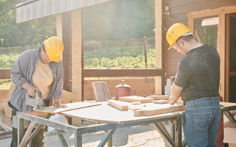 Tips att tänka på vid arbete i hög värme – Guide
