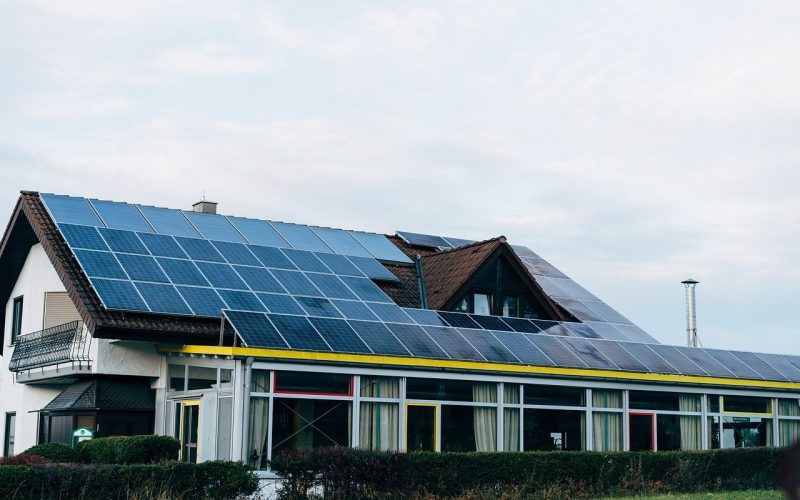 Hur man Förvandlar en befintlig Fastighet till ett Netto-Noll Hem