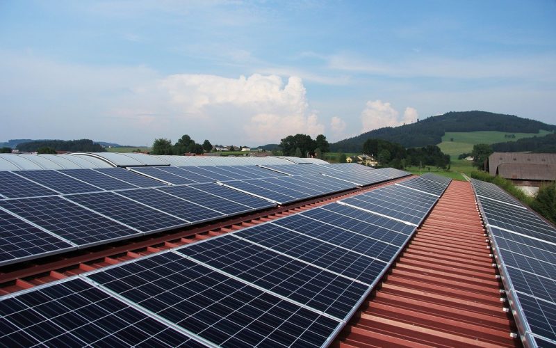 10 skäl till Varför du bör Installera en Solpanel i ditt Hem