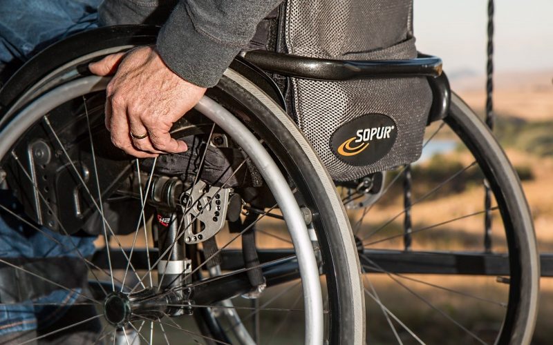 6 Saker att Tänka på innan du köper en Rullstolsramp till ditt Hem