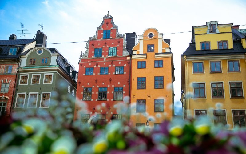 SkandiaMäklarna Analyserar Svensk Bostadsmarknad: Ökad Aktivitet Förväntas inför Hösten 2023