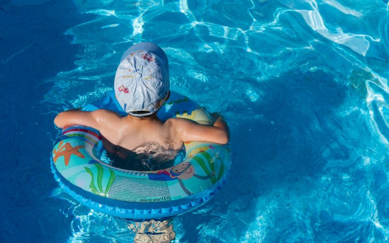 Bygga Pool Ovan Mark – Allt du Behöver Veta